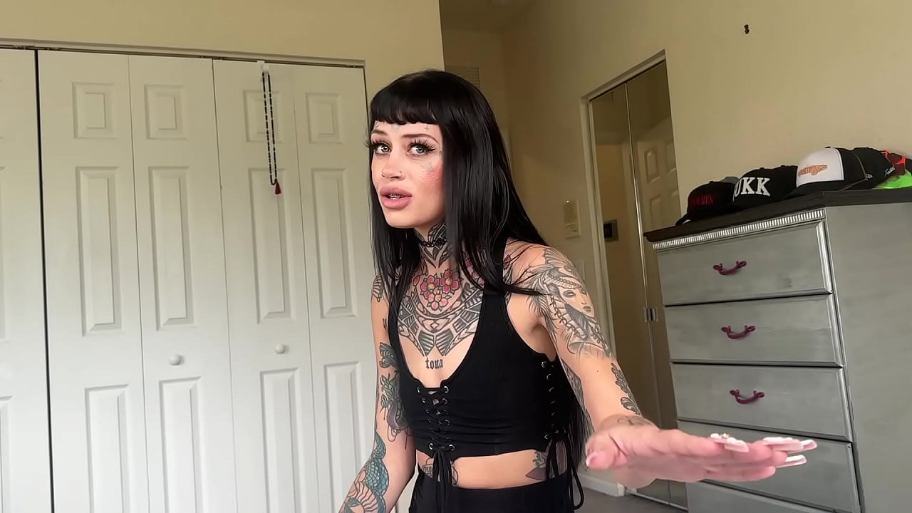 Emo Goth Girl Wants Sex